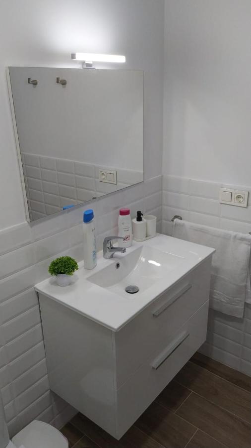 Apartamentos Marmoles Centro Малага Экстерьер фото