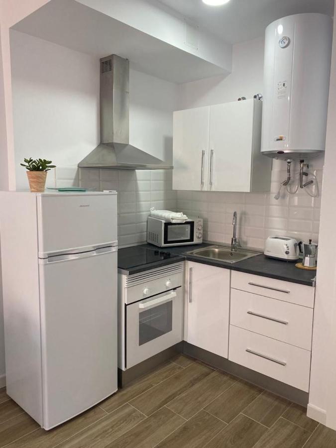 Apartamentos Marmoles Centro Малага Экстерьер фото