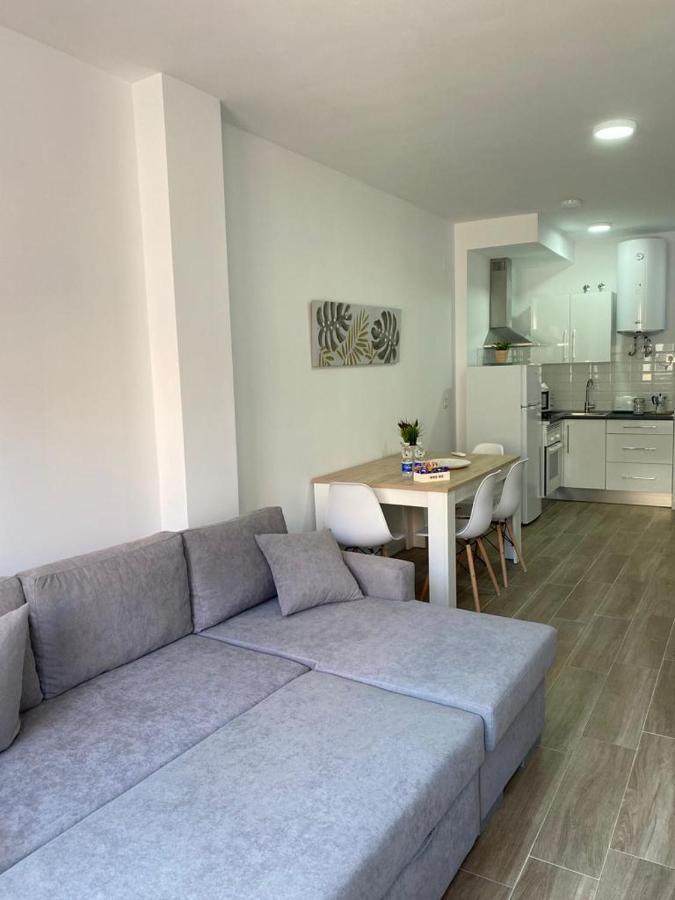 Apartamentos Marmoles Centro Малага Экстерьер фото